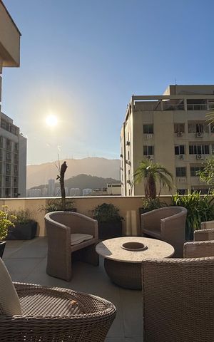Apartamento à venda com 200m², 3 quartos e 2 vagasCobertura