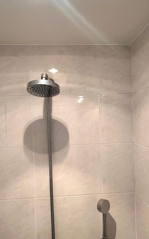 Apartamento à venda com 165m², 3 quartos e 1 vaga Apartamento à venda com 165m², 3 quartos e 1 vagaBanheiro