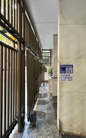 Apartamento à venda com 165m², 3 quartos e 1 vaga Apartamento à venda com 165m², 3 quartos e 1 vagaPlaquinha