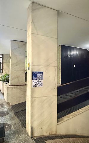 Apartamento à venda com 165m², 3 quartos e 1 vaga Apartamento à venda com 165m², 3 quartos e 1 vagaPlaquinha