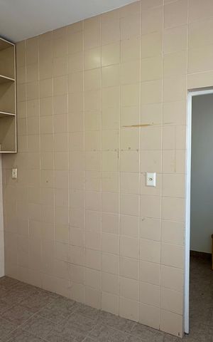 Apartamento à venda com 165m², 3 quartos e 1 vaga Apartamento à venda com 165m², 3 quartos e 1 vagaÁrea de Serviço