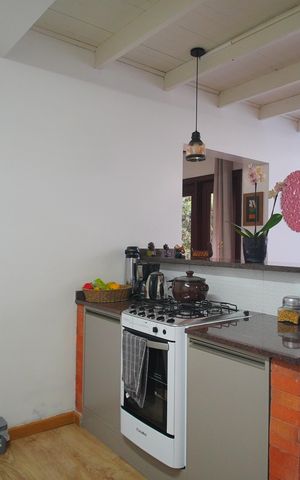 Casa de condomínio à venda com 90m², 2 quartos e 2 vagasCozinha