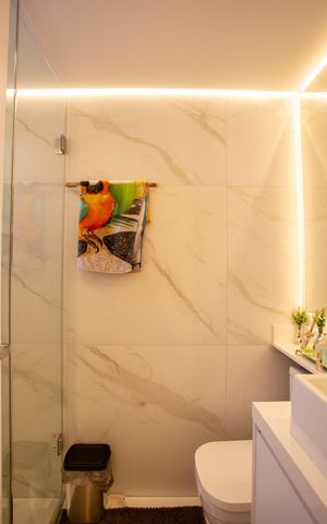 Apartamento à venda com 61m², 2 quartos e 2 vagasBanheiro Social