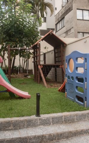 Apartamento para alugar com 96m², 3 quartos e 2 vagasÁrea comum - Playground