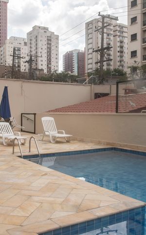 Apartamento para alugar com 96m², 3 quartos e 2 vagasÁrea comum - Piscina