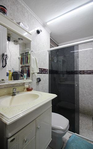 Casa à venda com 94m², 2 quartos e 1 vagaBanheiro Social