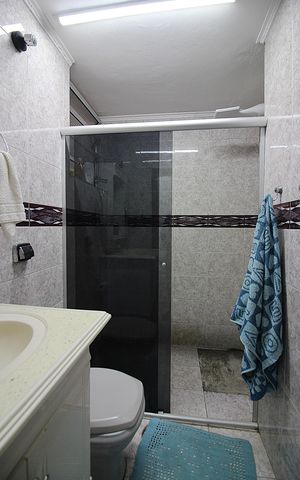 Casa à venda com 94m², 2 quartos e 1 vagaBanheiro Social