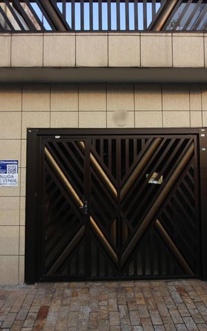 Casa à venda com 94m², 2 quartos e 1 vagaFachada
