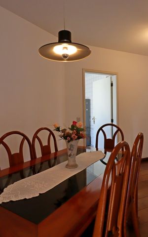 Apartamento à venda com 136m², 2 quartos e 3 vagasSala