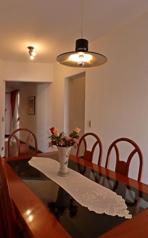 Apartamento à venda com 136m², 2 quartos e 3 vagasSala