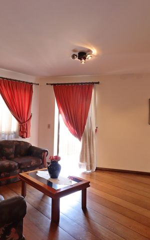 Apartamento à venda com 136m², 2 quartos e 3 vagasSala