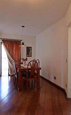 Apartamento à venda com 136m², 2 quartos e 3 vagasSala