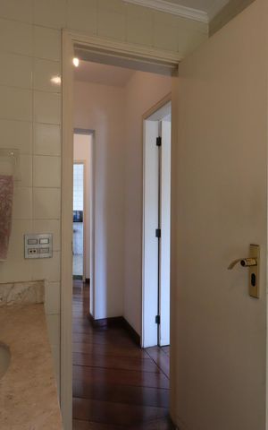 Apartamento à venda com 136m², 2 quartos e 3 vagasBanheiro Social