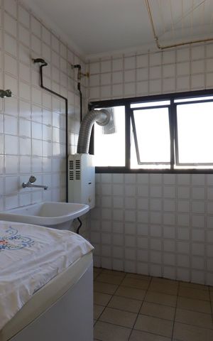Apartamento à venda com 136m², 2 quartos e 3 vagasÁrea de Serviço