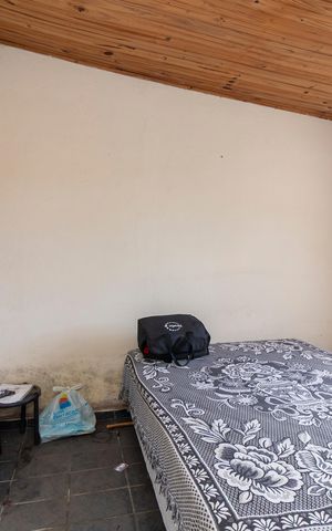 Casa à venda com 200m², 7 quartos e 2 vagas Casa à venda com 200m², 7 quartos e 2 vagasCasa 02 - Quarto 1