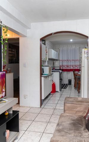Casa à venda com 200m², 7 quartos e 2 vagas Casa à venda com 200m², 7 quartos e 2 vagasCasa 01 - Sala