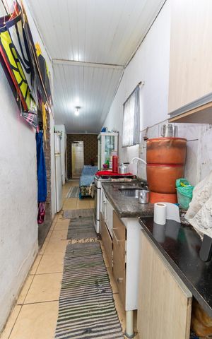Casa à venda com 200m², 7 quartos e 2 vagas Casa à venda com 200m², 7 quartos e 2 vagasCasa 03 - Cozinha