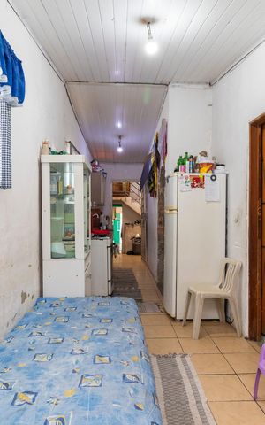 Casa à venda com 200m², 7 quartos e 2 vagas Casa à venda com 200m², 7 quartos e 2 vagasCasa 03 - Sala