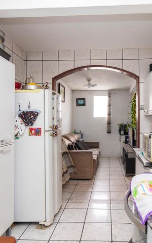 Casa à venda com 200m², 7 quartos e 2 vagas Casa à venda com 200m², 7 quartos e 2 vagasCasa 01 - Banheiro