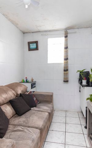 Casa à venda com 200m², 7 quartos e 2 vagas Casa à venda com 200m², 7 quartos e 2 vagasCasa 01 - Sala