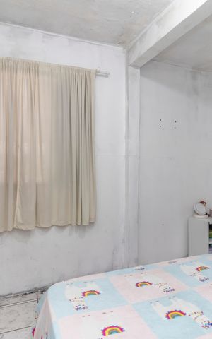 Casa à venda com 200m², 7 quartos e 2 vagas Casa à venda com 200m², 7 quartos e 2 vagasCasa 01 - Quarto 2