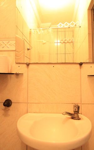 Studio para alugar com 25m², 1 quarto e sem vaga Studio para alugar com 25m², 1 quarto e sem vagaBanheiro