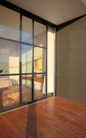 Casa de condomínio à venda com 500m², 3 quartos e 4 vagasVaranda da Suíte master