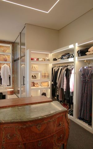 Casa de condomínio à venda com 500m², 3 quartos e 4 vagasCloset da Suíte master