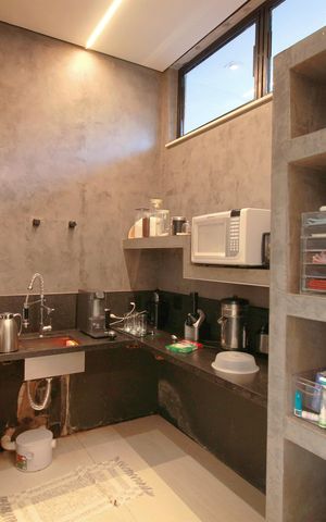 Casa de condomínio à venda com 500m², 3 quartos e 4 vagasCozinha apoio
