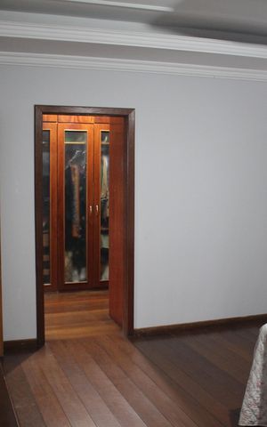 Casa à venda com 439m², 4 quartos e 4 vagasCobertura