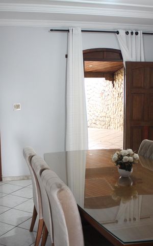 Casa à venda com 439m², 4 quartos e 4 vagasCopa