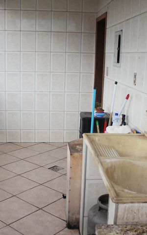 Casa à venda com 439m², 4 quartos e 4 vagasÁrea de Serviço