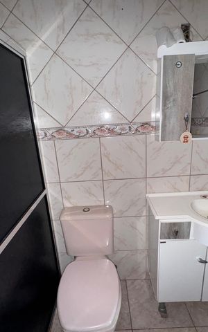 Casa para alugar com 70m², 2 quartos e sem vaga Casa para alugar com 70m², 2 quartos e sem vagaBanheiro
