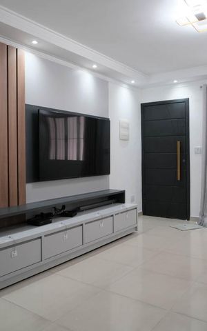 Casa à venda com 200m², 3 quartos e 2 vagasSala