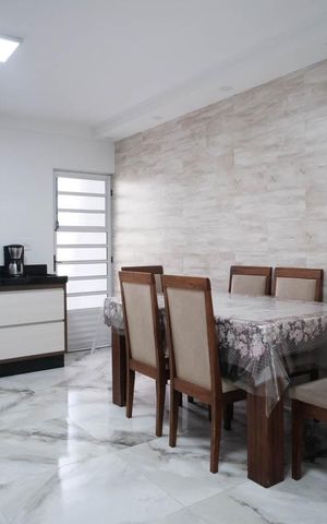 Casa à venda com 200m², 3 quartos e 2 vagasCozinha