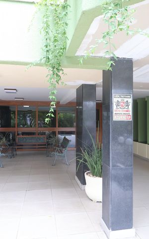 Apartamento à venda com 244m², 3 quartos e 2 vagasÁrea comum - Hall de entrada