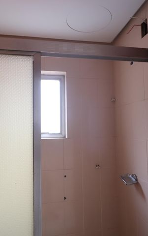 Apartamento à venda com 244m², 3 quartos e 2 vagasBanheiro de Serviço