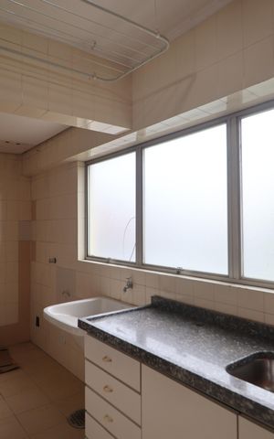 Apartamento à venda com 244m², 3 quartos e 2 vagasÁrea de Serviço