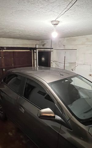Casa à venda com 280m², 3 quartos e 3 vagas Casa à venda com 280m², 3 quartos e 3 vagasGaragem