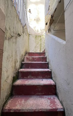 Casa à venda com 280m², 3 quartos e 3 vagas Casa à venda com 280m², 3 quartos e 3 vagasÁrea de Serviço