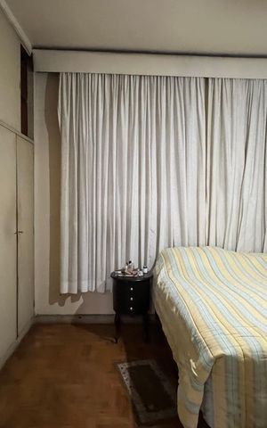 Casa à venda com 280m², 3 quartos e 3 vagas Casa à venda com 280m², 3 quartos e 3 vagasSuite