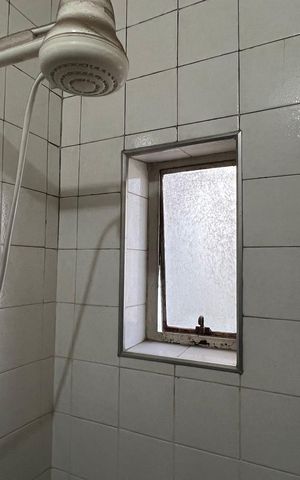 Casa à venda com 280m², 3 quartos e 3 vagas Casa à venda com 280m², 3 quartos e 3 vagasBanheiro da Suíte