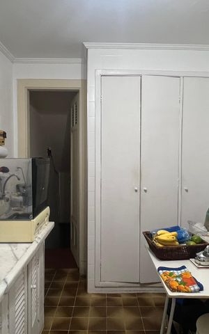 Casa à venda com 280m², 3 quartos e 3 vagas Casa à venda com 280m², 3 quartos e 3 vagasCozinha