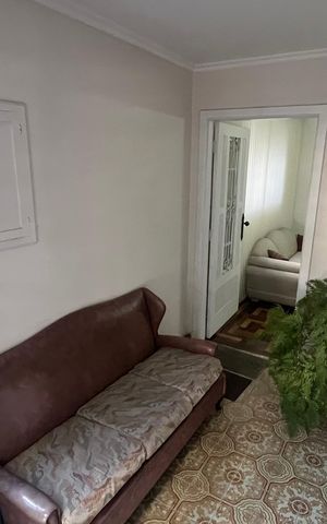 Casa à venda com 280m², 3 quartos e 3 vagas Casa à venda com 280m², 3 quartos e 3 vagasHall social