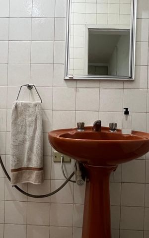 Casa à venda com 280m², 3 quartos e 3 vagas Casa à venda com 280m², 3 quartos e 3 vagasBanheiro da Suíte
