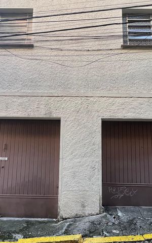 Casa à venda com 280m², 3 quartos e 3 vagas Casa à venda com 280m², 3 quartos e 3 vagasGaragem