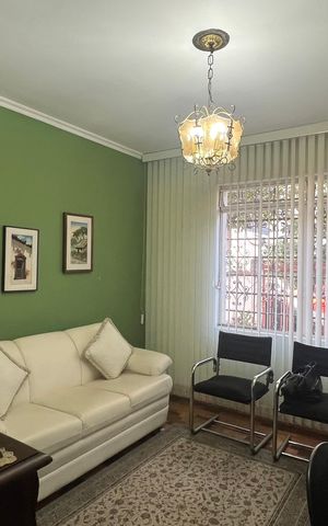 Casa à venda com 280m², 3 quartos e 3 vagas Casa à venda com 280m², 3 quartos e 3 vagasSala 2