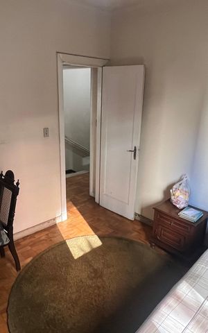 Casa à venda com 280m², 3 quartos e 3 vagas Casa à venda com 280m², 3 quartos e 3 vagasQuarto 1