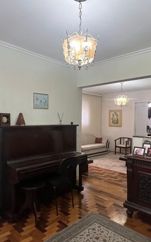 Casa à venda com 280m², 3 quartos e 3 vagas Casa à venda com 280m², 3 quartos e 3 vagasSala 2