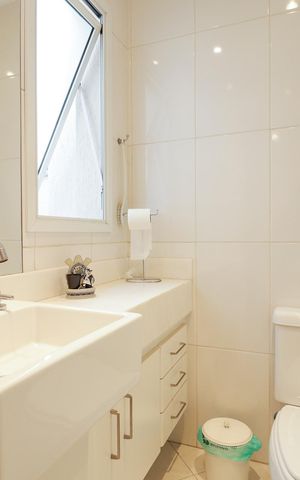Casa à venda com 201m², 3 quartos e 2 vagas Casa à venda com 201m², 3 quartos e 2 vagasBanheiro da Suíte 2